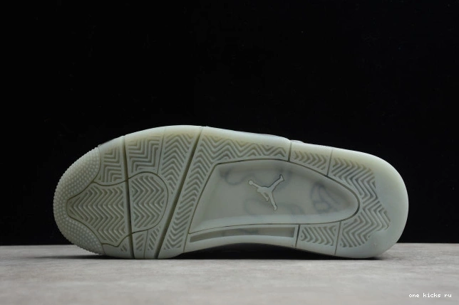 Chep Onekick Cool 930155-003 Jordan 4 Grey x Air KAWS 0823